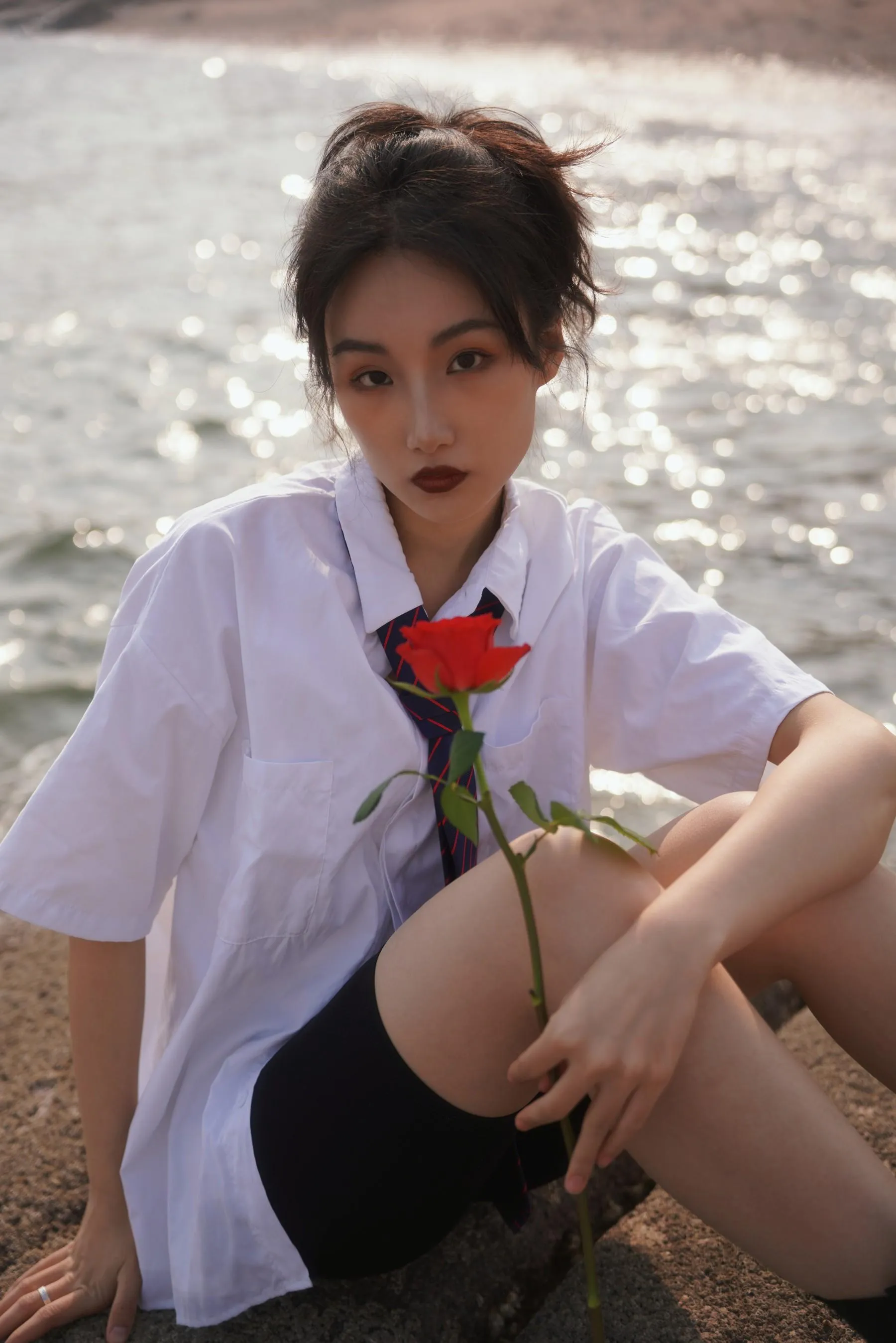 [YITUYU艺图语]2022.09.24 玫瑰的盛夏 馨馨 [24P]插图2